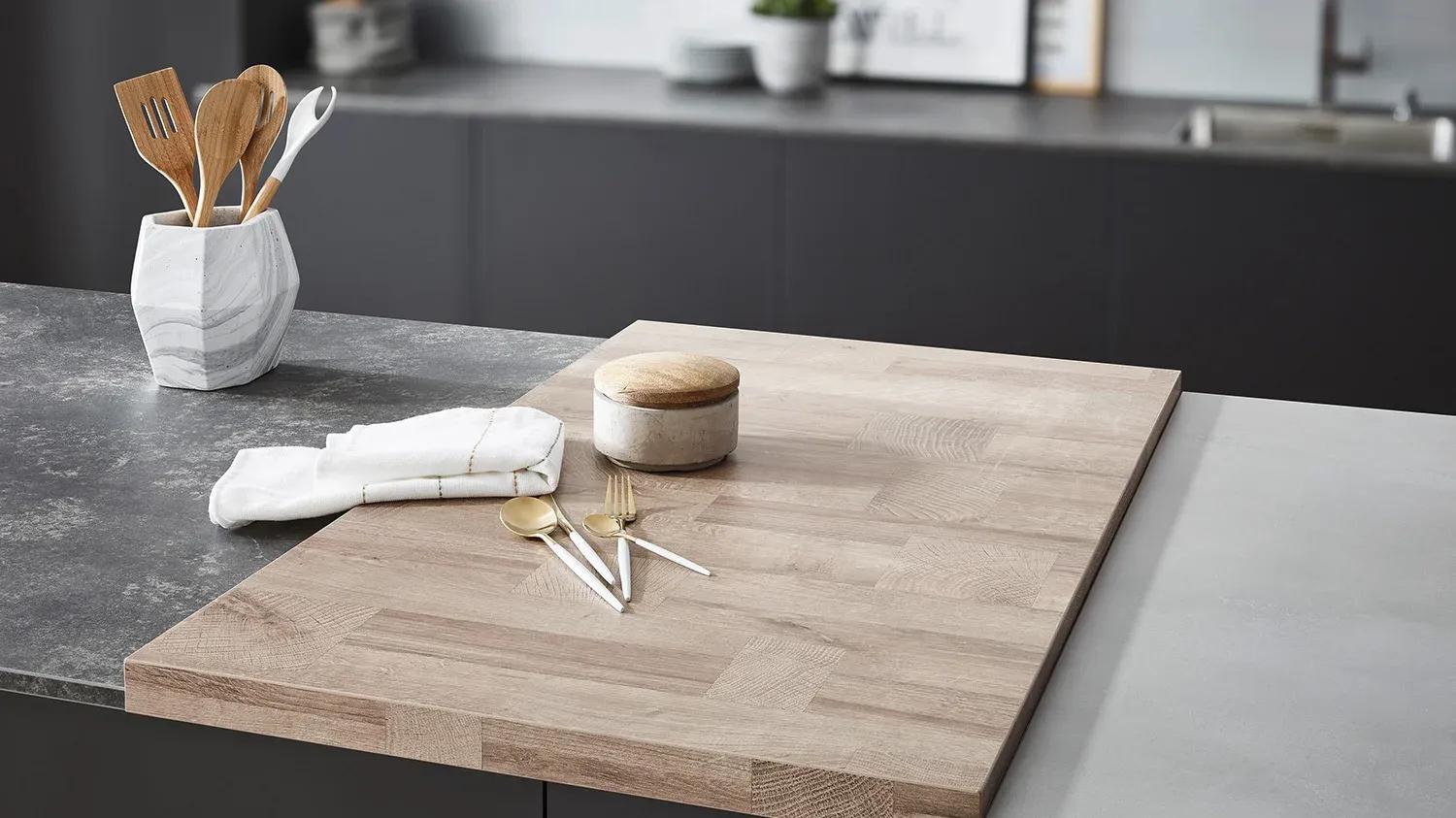 csm_Milieubild-Lechner-Laminat-Arbeitsplatte-MixMatch-_104-Cento_-365-Woodblocks__76512d2898.webp
